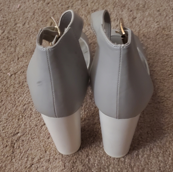 Size 8 Block Heeled Platform - Picture 4 of 5